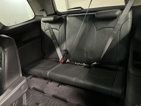 Used 2012 GMC Acadia SLT image 26