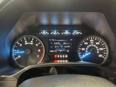 Used 2017 Ford F150 XLT w/ Equipment Group 302A Luxury AWD/4WD image 33