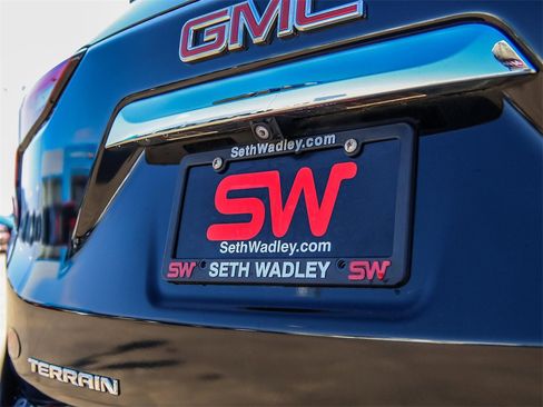 Used 2019 GMC Terrain Denali w/ Comfort Package image 11