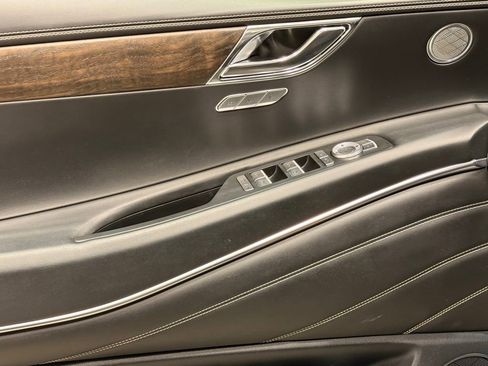 Used 2024 Genesis GV80 2.5T image 19