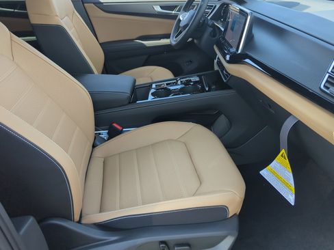 New 2026 Volkswagen Atlas Cross Sport SEL image 18