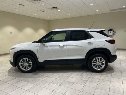 New 2026 Chevrolet TrailBlazer LS w/ LS Convenience Package image 2