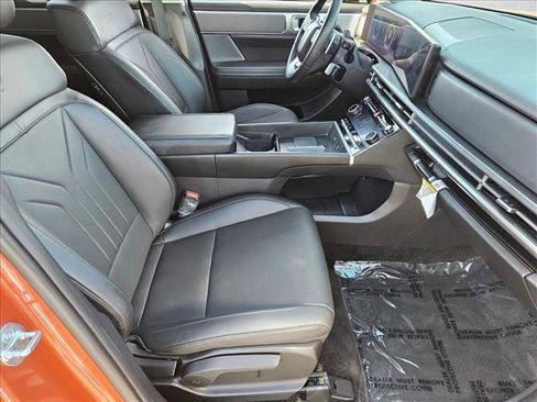 Certified 2025 Hyundai Santa Fe XRT image 19