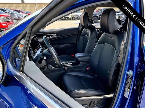 Used 2023 Kia Sportage EX FWD image 21