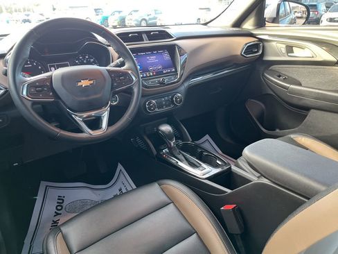 Used 2022 Chevrolet TrailBlazer ACTIV w/ Convenience Package image 12