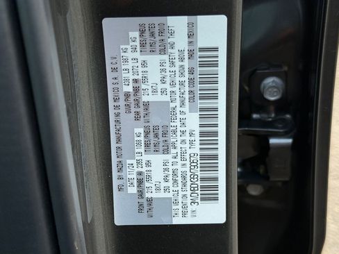 Certified 2025 MAZDA CX-30 AWD 2.5 S w/ Premium Package image 28