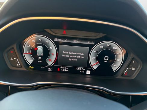 Certified 2025 Audi Q3 2.0T Premium Plus w/ Premium Plus Package image 11