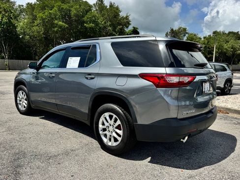 Used 2021 Chevrolet Traverse LT FWD image 6