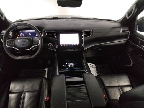 Used 2022 Jeep Wagoneer Series I image 41