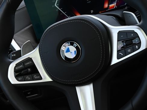 Used 2026 BMW X7 xDrive40i image 23