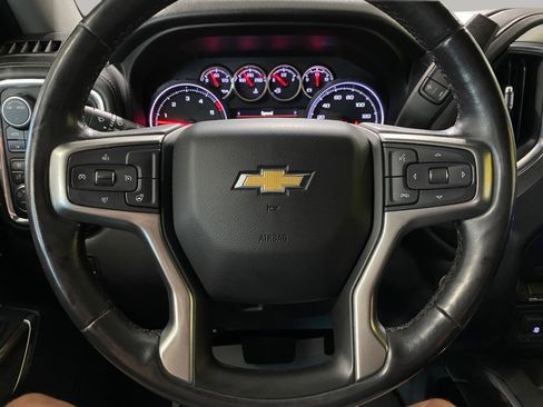 Used 2021 Chevrolet Silverado 2500 LT w/ Z71 Chrome Sport Edition AWD/4WD image 11