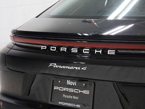 Used 2026 Porsche Panamera RWD image 8