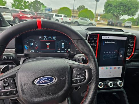 Used 2025 Ford Ranger Raptor image 9