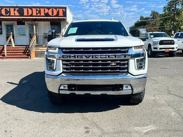 Used 2021 Chevrolet Silverado 2500 LTZ AWD/4WD image 3