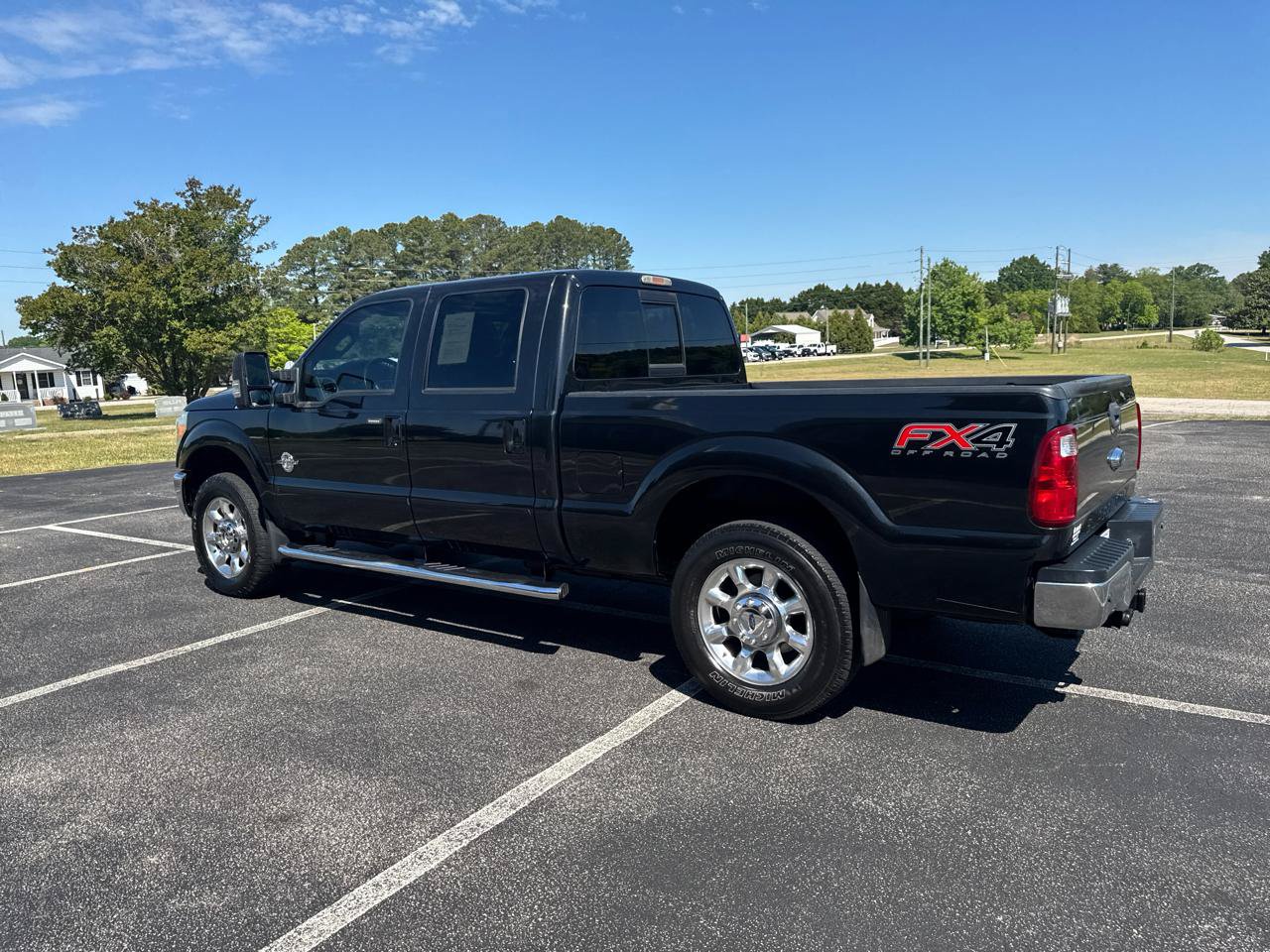 Used 2015 Ford F250 Lariat w/ Lariat Ultimate Package AWD/4WD image 8