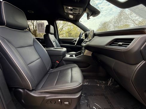 Used 2024 Chevrolet Tahoe Premier image 29