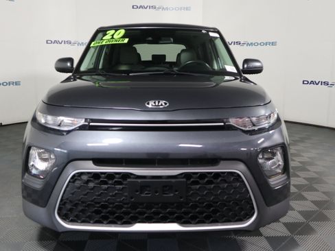 Used 2020 Kia Soul S FWD image 12