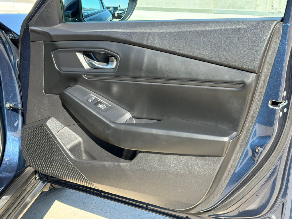 Used 2024 Honda Accord EX image 11