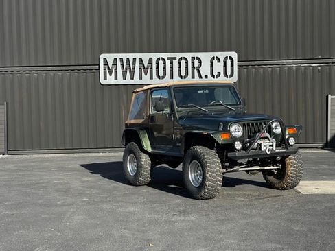 Used 1998 Jeep Wrangler Sahara image 1