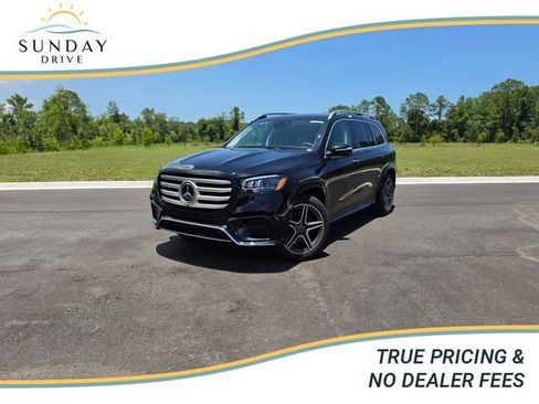 Used 2026 Mercedes-Benz GLS 450 4MATIC image 1