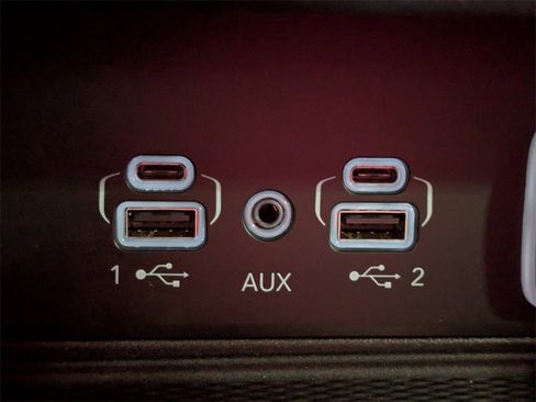 New 2025 Jeep Grand Cherokee Altitude image 23