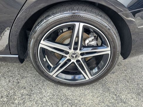 Used 2022 Mercedes-Benz A 220 image 9