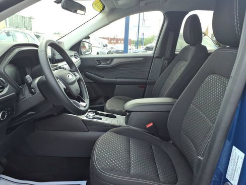 Used 2023 Ford Escape Active AWD/4WD image 12