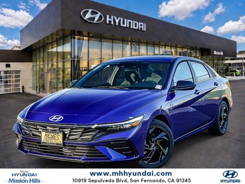 New 2026 Hyundai Elantra SEL Sport FWD image 1