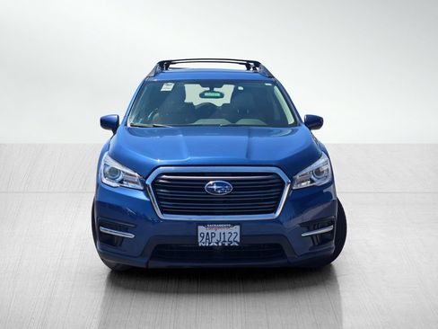 Used 2022 Subaru Ascent Premium w/ Convenience Package AWD/4WD image 2