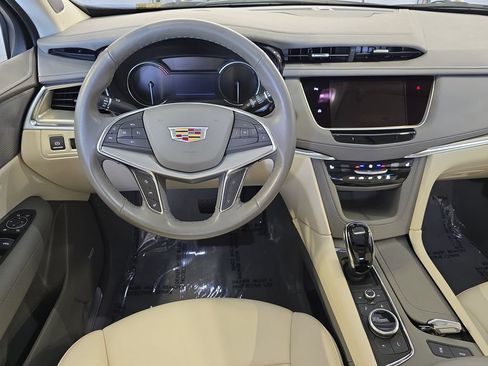 Used 2024 Cadillac XT5 Premium Luxury AWD/4WD image 19