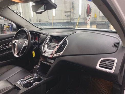 Used 2017 GMC Terrain SLT image 26