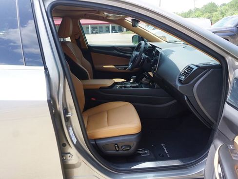 Used 2022 Lexus NX 350 AWD image 17