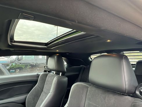 Used 2023 Dodge Challenger GT w/ Plus Package image 17