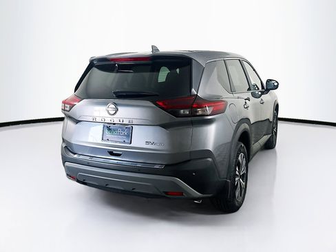 Used 2023 Nissan Rogue SV image 9