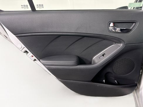 Used 2016 Kia Forte LX FWD image 24