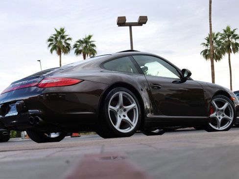 Used 2011 Porsche 911 Carrera 4S image 20