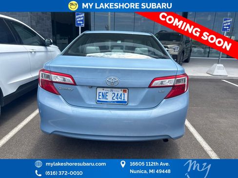 Used 2014 Toyota Camry LE FWD image 5