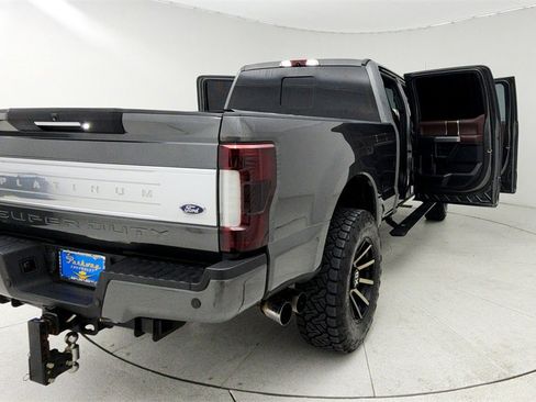 Used 2017 Ford F350 Platinum w/ Platinum Ultimate Package image 12