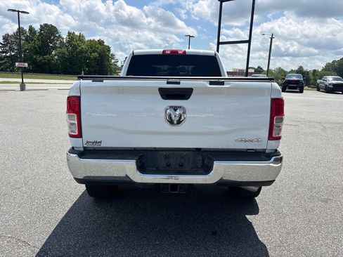 Used 2022 RAM 2500 Tradesman w/ Chrome Appearance Group AWD/4WD image 6