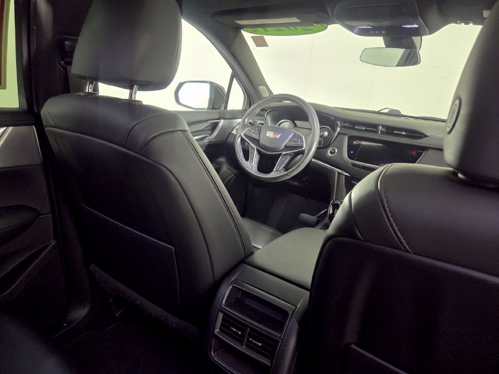 Used 2021 Cadillac XT5 Premium Luxury w/ LPO, Floor Liner Package AWD/4WD image 30