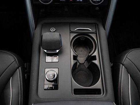 Used 2023 Land Rover Discovery HSE R-Dynamic image 41