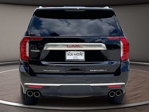 Used 2024 GMC Yukon Denali AWD/4WD image 4
