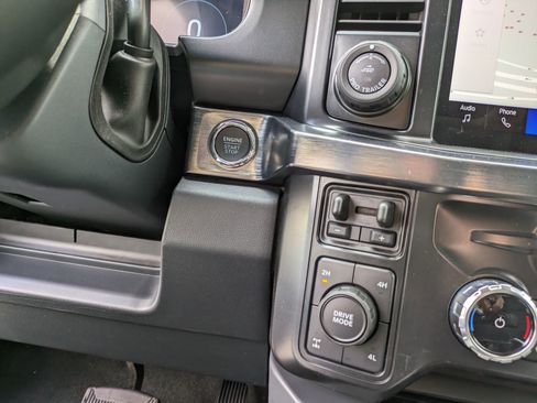 New 2025 Ford F250 Lariat w/ Lariat Ultimate Package image 25