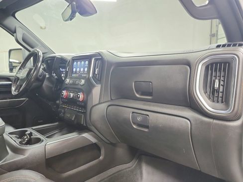 Used 2022 GMC Sierra 2500 AT4 w/ AT4 Premium Plus Package AWD/4WD image 47