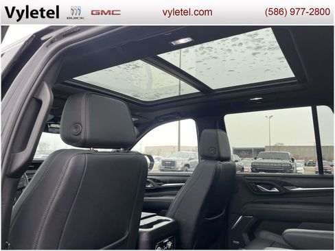 Used 2023 GMC Yukon Denali image 17