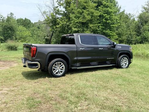 Used 2021 GMC Sierra 1500 SLT w/ SLT Premium Plus Package RWD image 5
