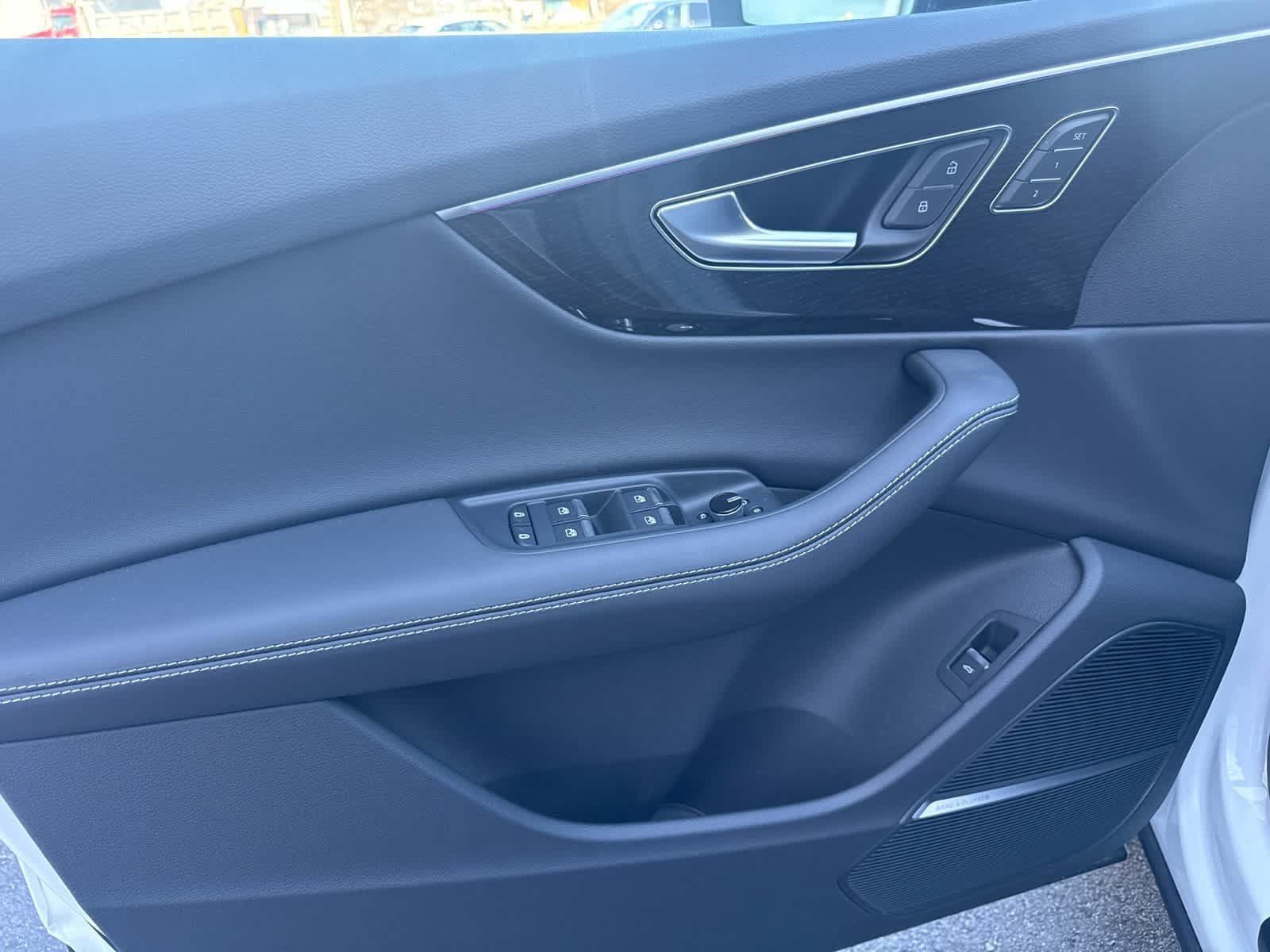 New 2026 Audi Q7 3.0T Premium Plus AWD/4WD image 7