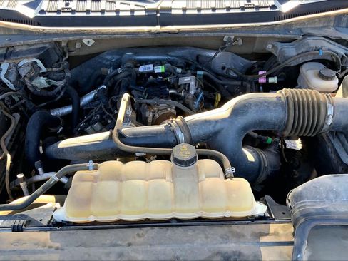 Used 2020 Ford F150 XLT w/ Equipment Group 302A Luxury AWD/4WD image 32