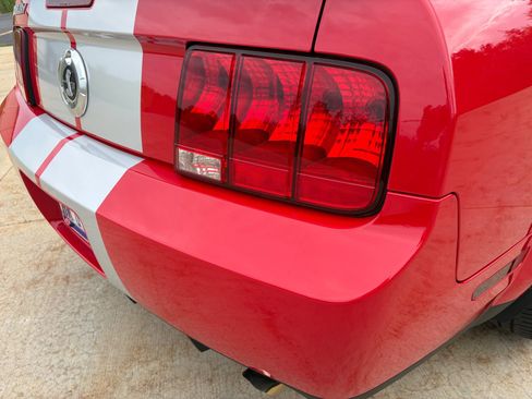 Used 2008 Ford Mustang Shelby GT500 RWD image 14