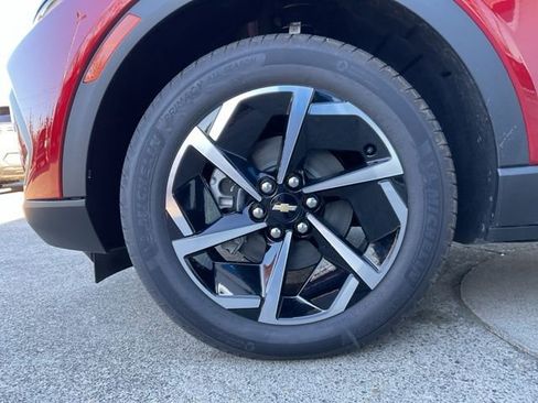 New 2026 Chevrolet Equinox EV LT image 25